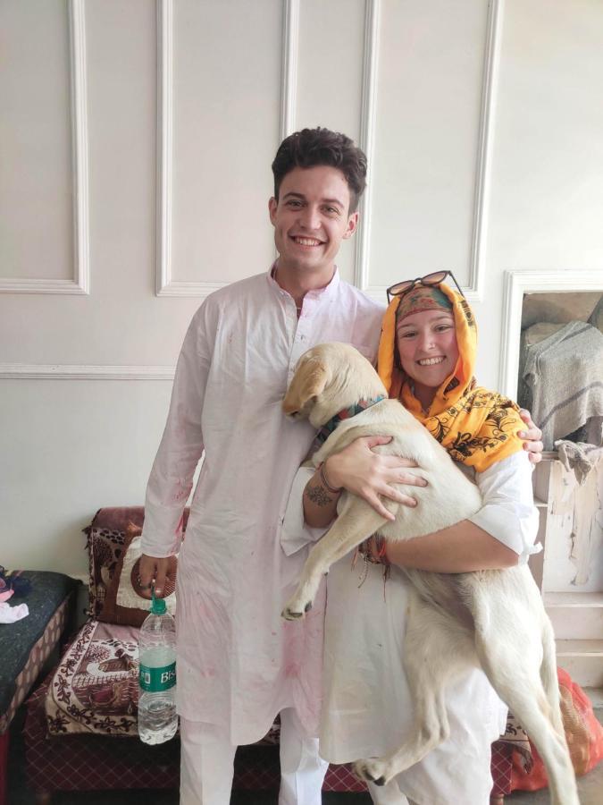 Ira Homestay Mathura - Divine Spiritual Stay Bagian luar foto